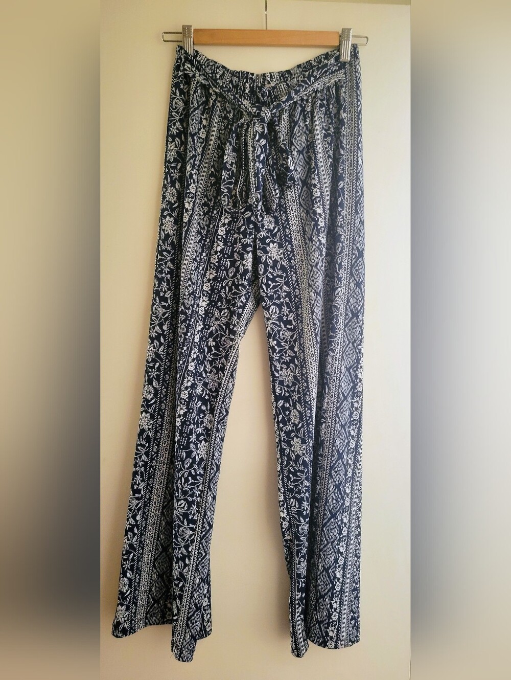 Maxine Nichols Wide Leg Stretchy Pant